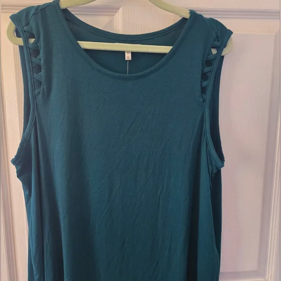 Women's Teal Tank Top - Picture 1 of 9